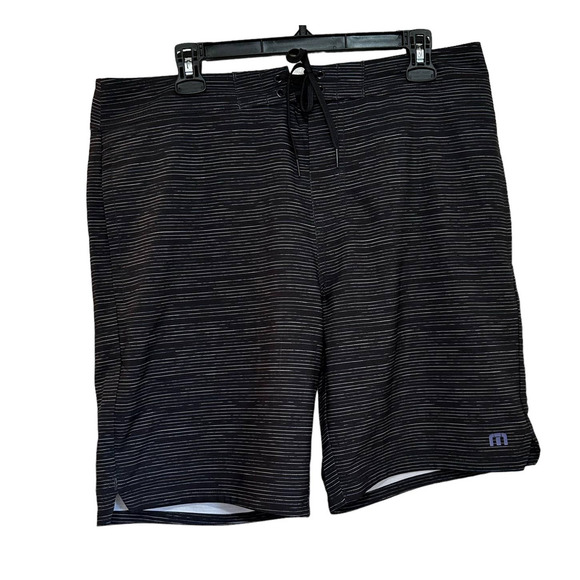 travis mathew Black & Blue Striped Board shorts sz 34 EUC - Picture 7 of 7